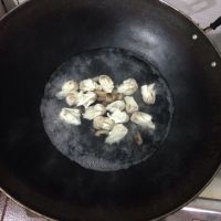 鲜虾香菇饺子面怎么做好吃_家常鲜虾香菇饺子面的做法